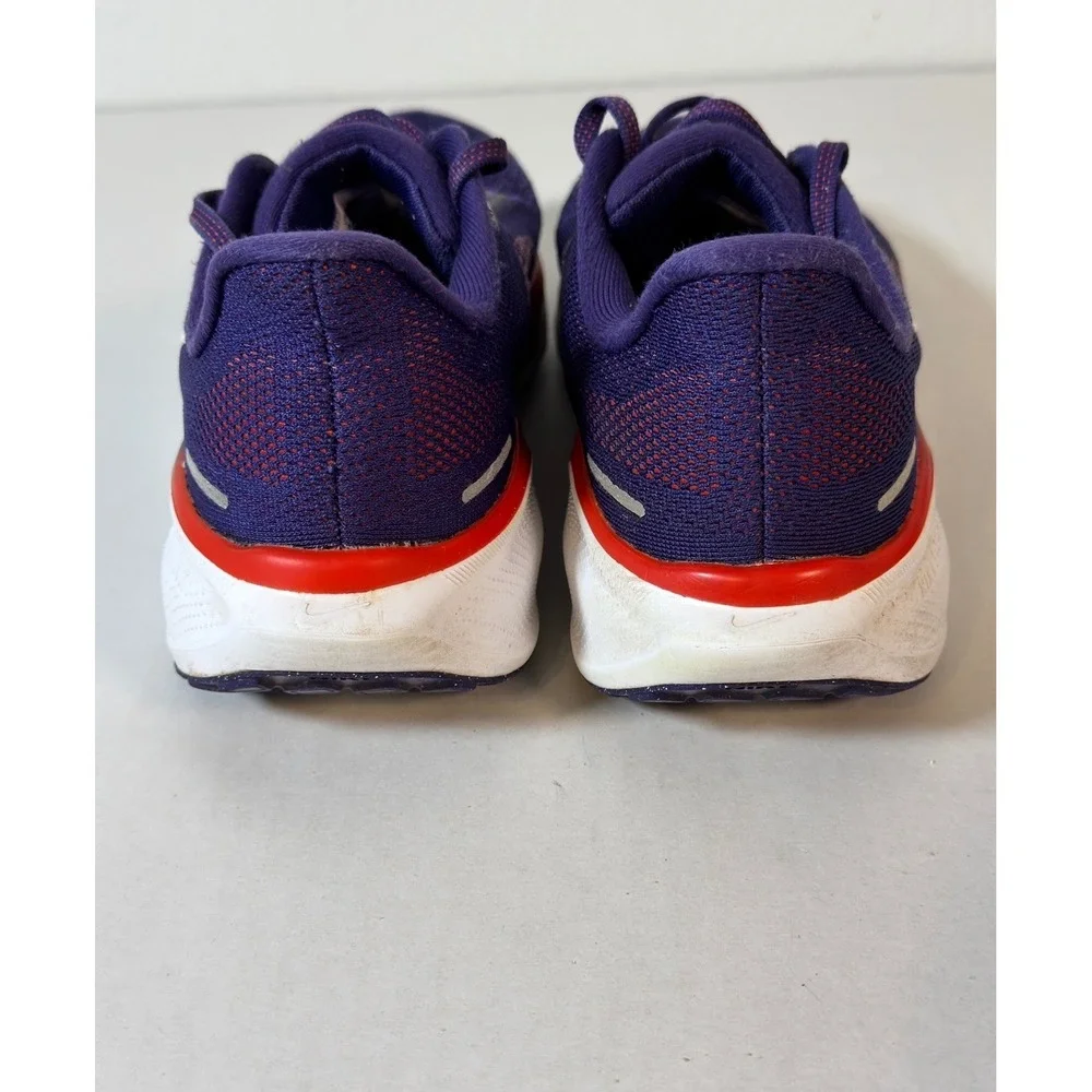 Nike minor pull